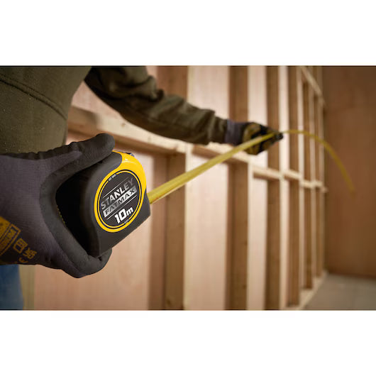 Flexómetro 10m Stanley FatMax BladeArmor