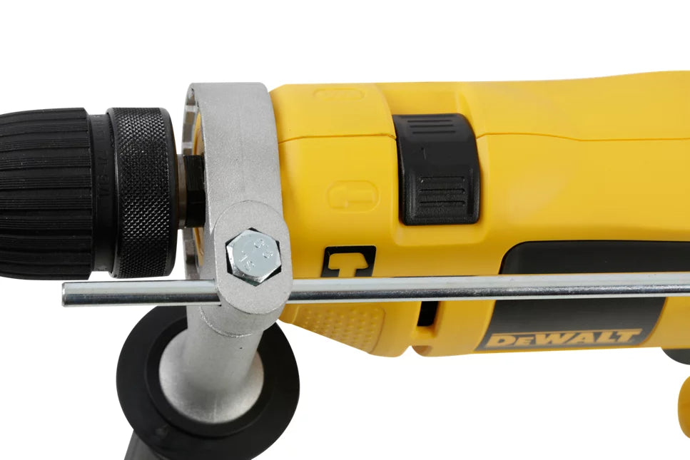 Taladro Percutor 701W 13mm Dewalt DWD024K