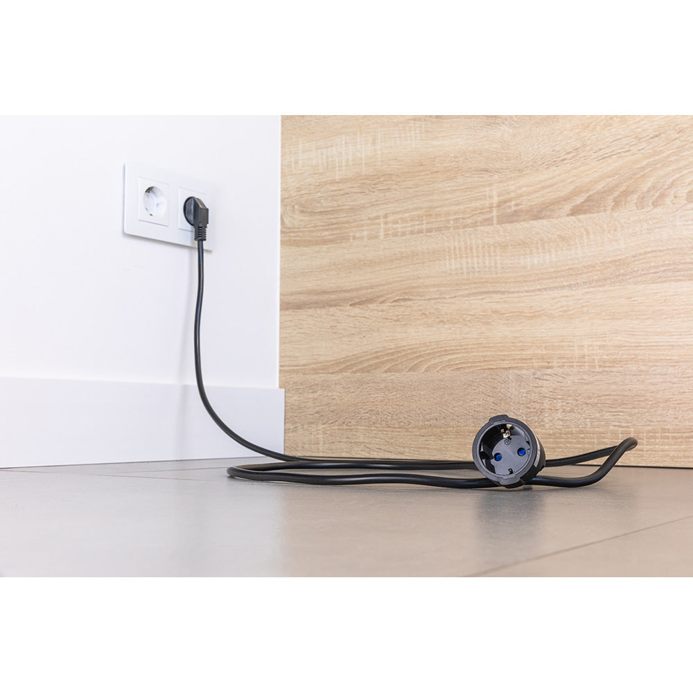 Prolunga con 1 presa 2P+T 16A 250V~ e 5 m di cavo H05VV-F 3G1,5mm² nera EDM