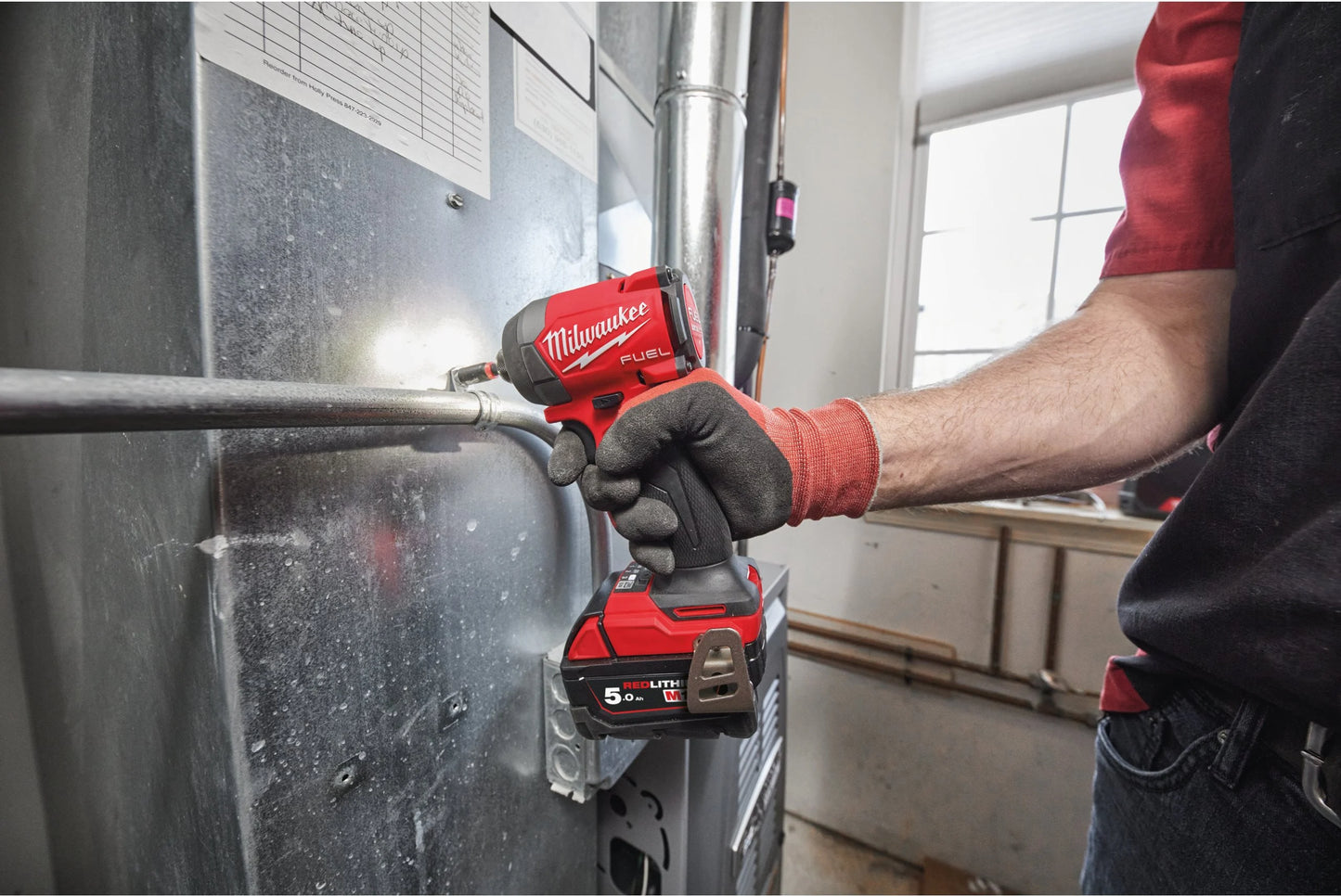 Avvitatore a impulsi M18 Fuel con attacco esagonale da ¼″ + 2 batterie da 5 Ah + caricabatterie + valigetta Milwaukee M18 FID3-502X