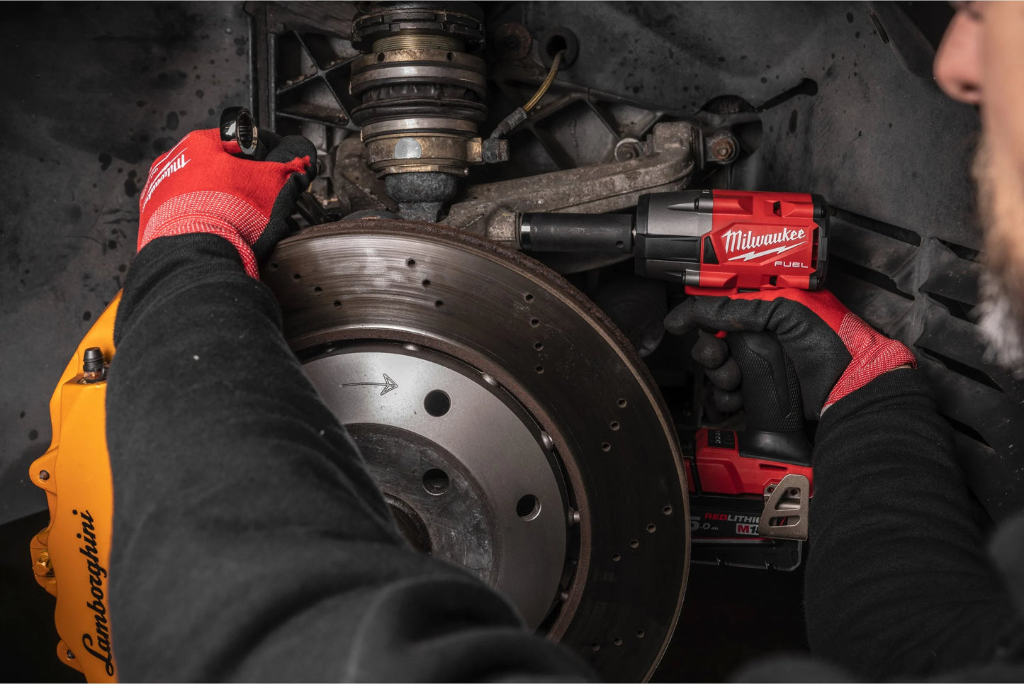 Llave de impacto de par medio M18 FUEL 1/2" Con anillo de fricción Milwaukee M18 FMTIW2F12-502X