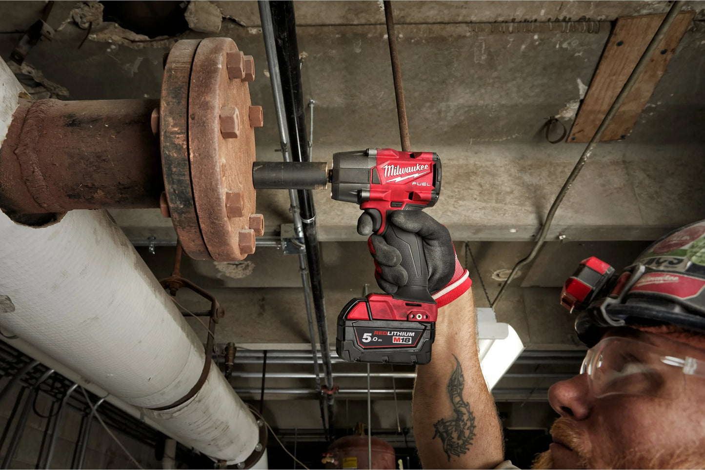 Llave de impacto de par medio M18 FUEL 1/2" Con anillo de fricción Milwaukee M18 FMTIW2F12-502X
