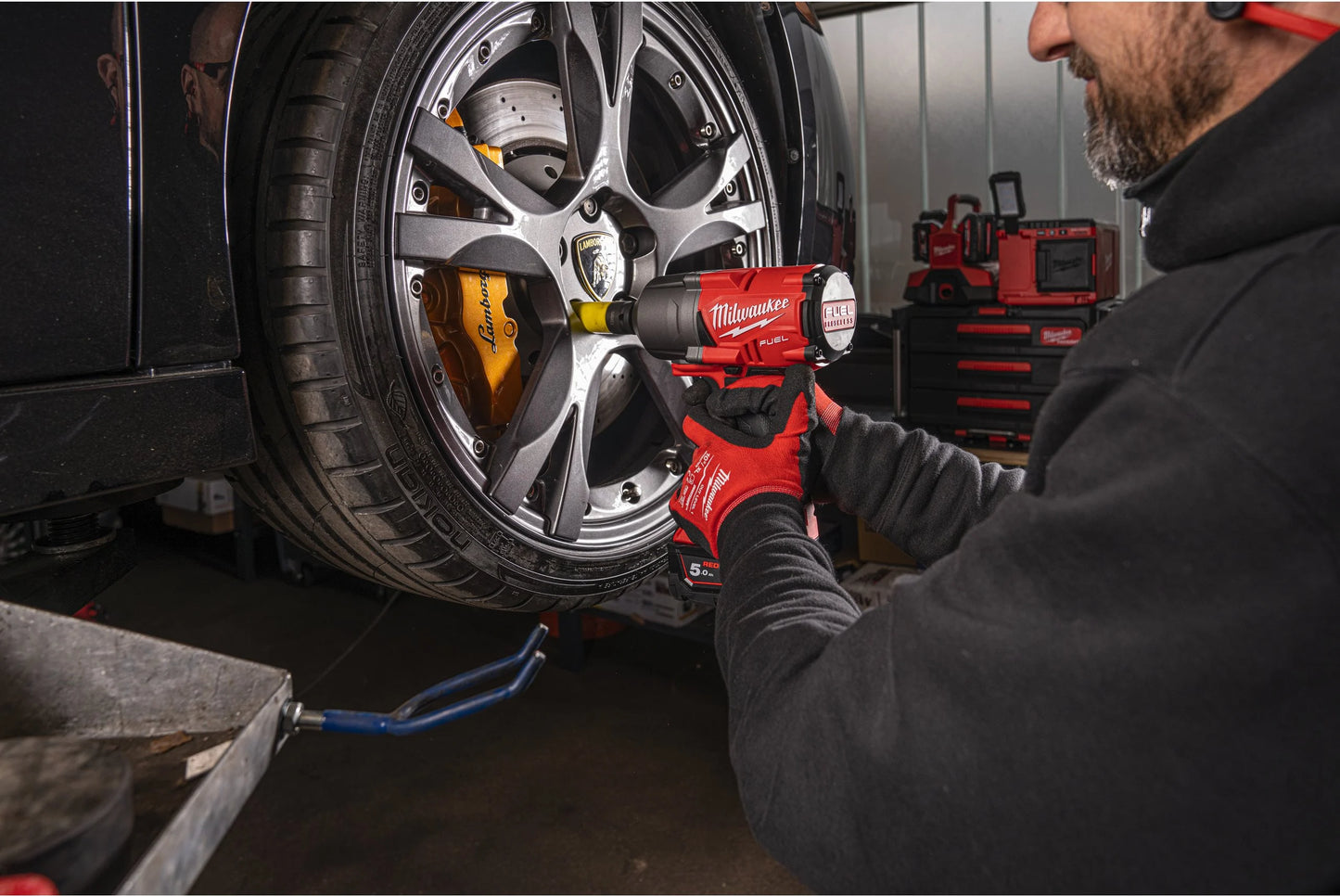 Chiave a impulsi M18 FUEL ONE-KEY 1/2" + 2 batterie da 5Ah + caricabatterie + valigetta Milwaukee M18 ONEFHIWF12-502X